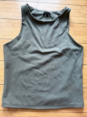 Express Olive Sleeveless Tank Top in Green